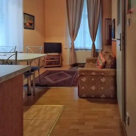 Delux Kolonada *