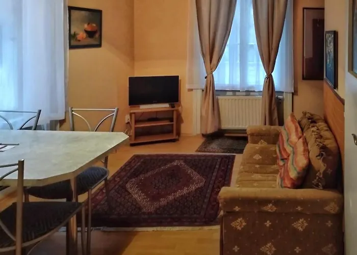Delux Kolonada Διαμέρισμα